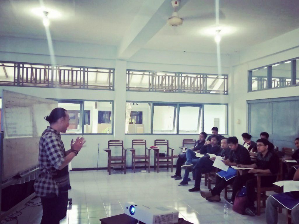 profesor agus prasetio